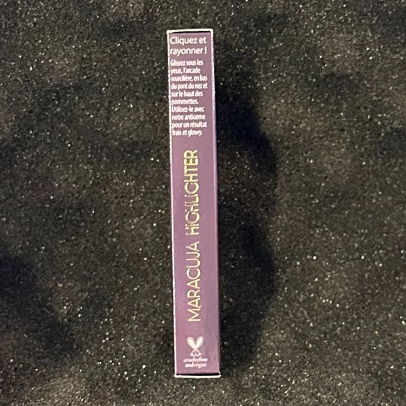 tarte Maracuja Juicy Glow Highlighting Stick in Bronze Glow - Picture 3 of 9